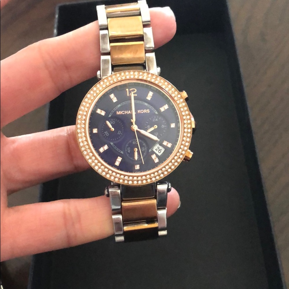 MICHAEL KORS WATCH // WOMAN // 150